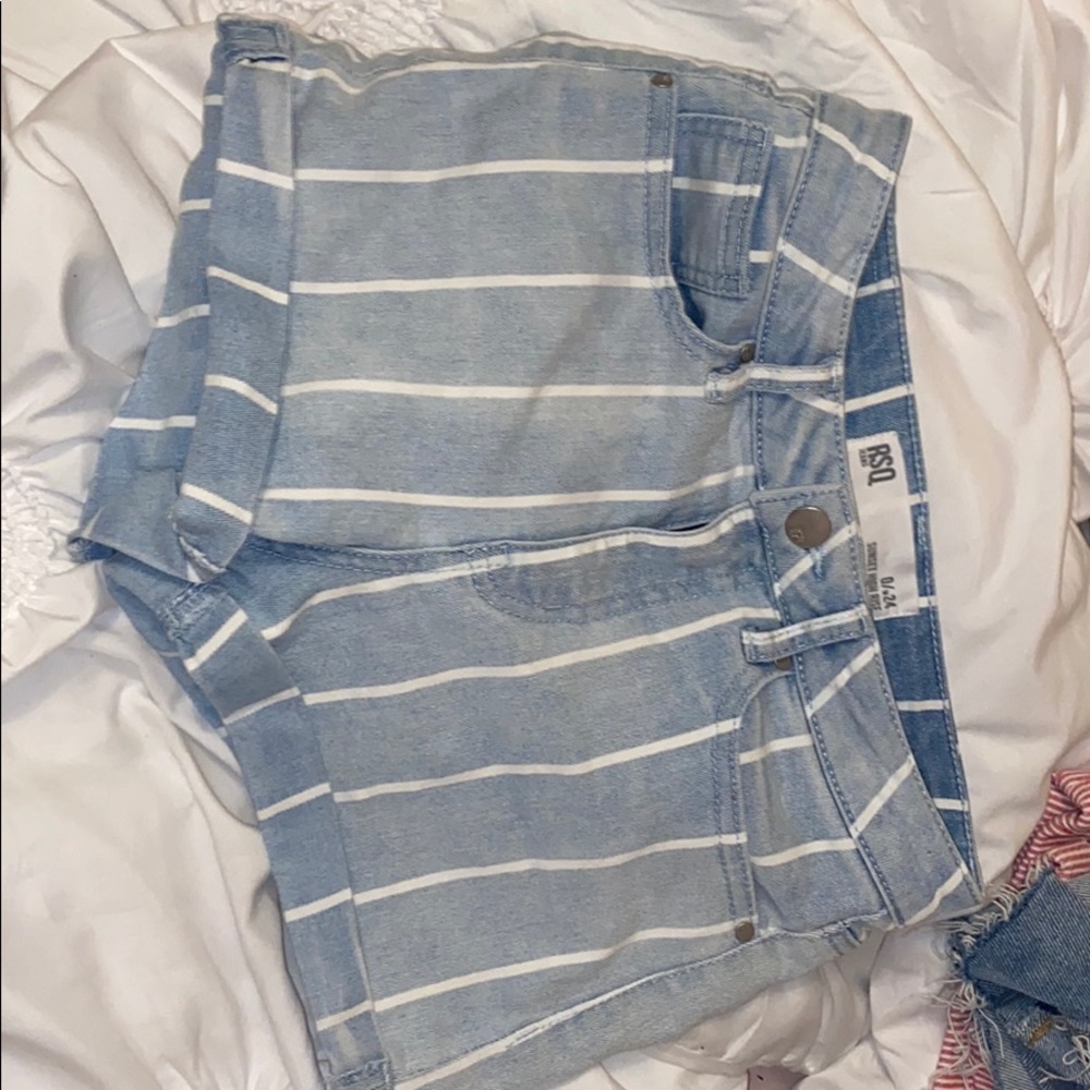 Super cute striped jean shorts from tillys